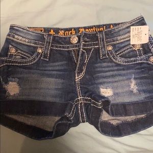 Rock revival denim shorts sz 24